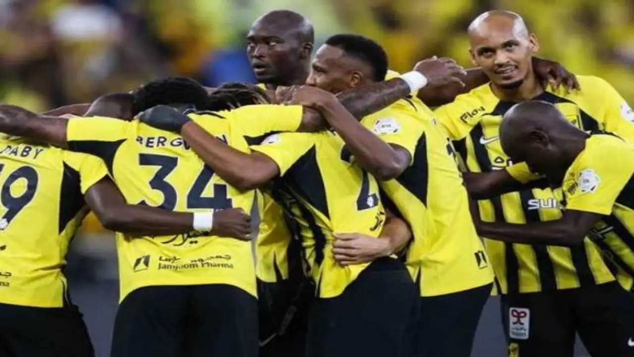 الاتحاد يتقدم بهدف نظيف على الرياض في مواجهة دوري روشن السعودي